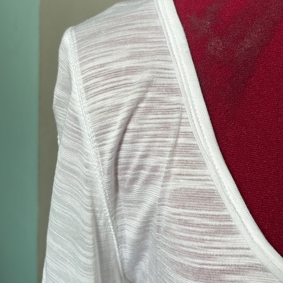 BCBG Top NWOT White asymmetrical hem burnout long sleeve stretch Size M - Picture 3 of 11